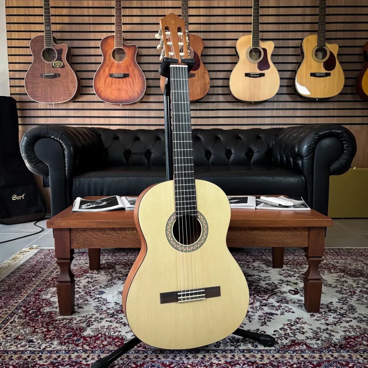 Yamaha C40MII
